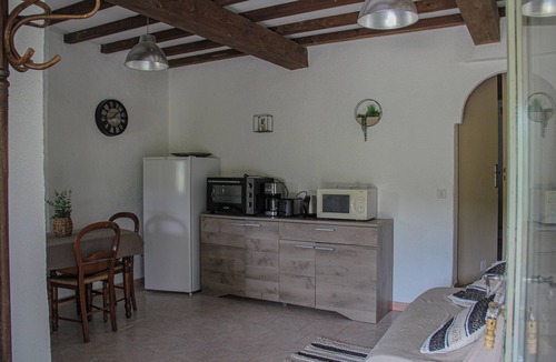 Montfroc Hotel | Gite La Pierre