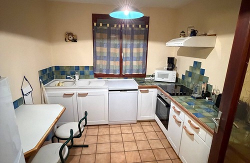 Ruoms House | Gite la Roseraie with Pool