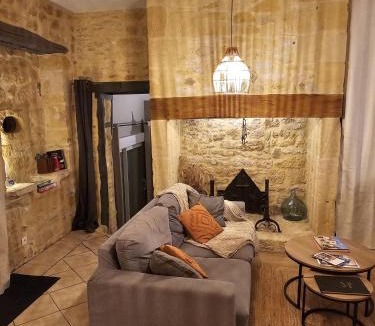 Calviac-en-Perigord House | Gite La Ruche - Calviac