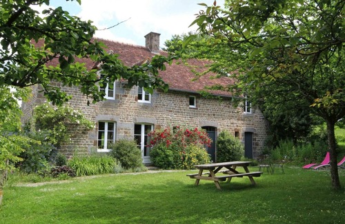 La Sauvagere Cottage | Gite La Sauvagère, 5 bedrooms, 10 persons