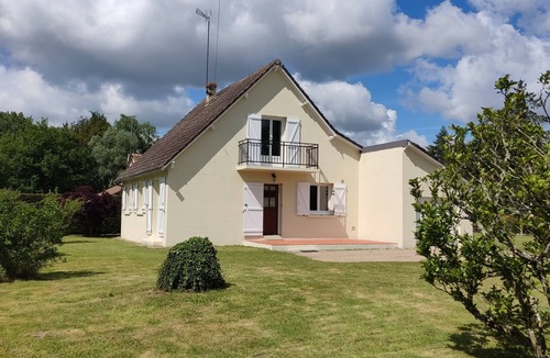 Thoury House | Gite La thébaïde