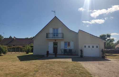 Thoury House | Gite La thébaïde