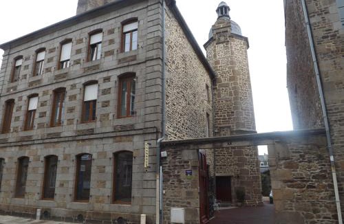 Centre ville - Urbanistes Apartment | GITE LARIBOISIERE PLAIN-PIED en REZ DE CHAUSSEE