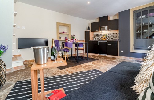 Barjac Apartment | Gite Lavande - Paradise of Provence