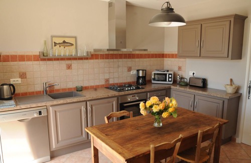 Althen-des-Paluds House | Gite Le 199