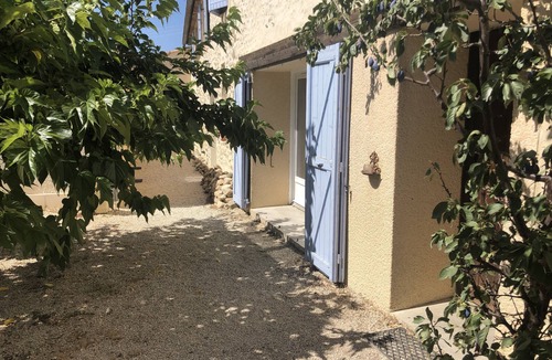 Vaumeilh House | Gite Le Cèdre