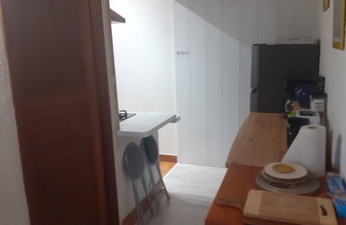Lesperon Apartment | 'Gite Le Cèdre' – Private Terrace & Garden, Open Mid-April to Late October, 3-Night Minimum