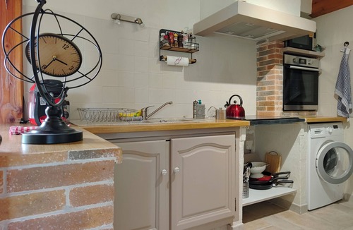 Maleville Cottage | Gite Le Campané with Pool and vieuws Pyreneen