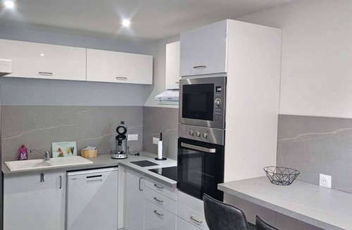 Lillers House | Gite le carré 17