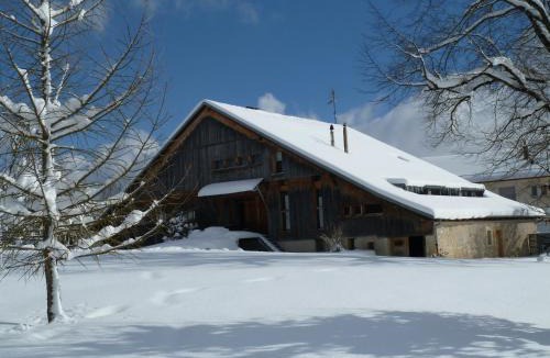Grand'Combe-Chateleu Apartment | Gite Le Cerneux Haut Doubs
