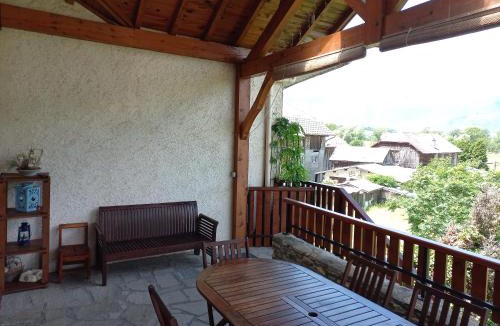 Chamoux-sur-Gelon House | Gite Le Chamoyard