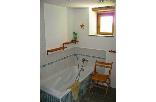 Saint-Andre-de-Najac House | Gite Le Combal, Impregnable View, Heated Pool.