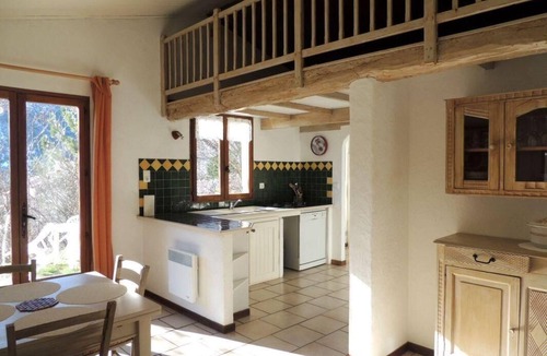 Trescleoux House | Gite le Cognassier