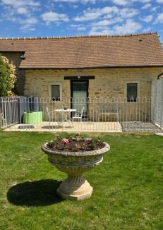 Champenard House | Gite "Le Cosy Fleuri"