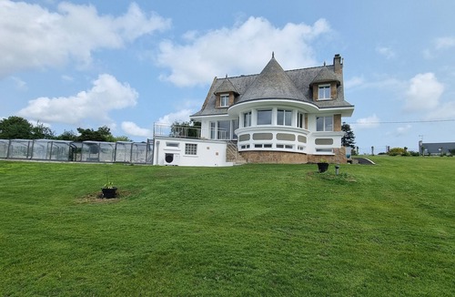 Ploubazlanec House | GITE LE GRAND BLEU