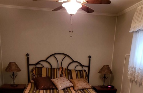 Saint-Paulin Bed & Breakfast | Gîte le Grandelinois - L'Angeline - Queen bed suite with sofa bed
