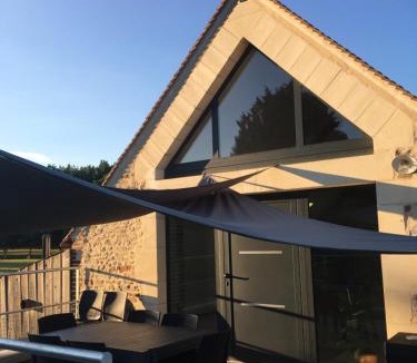 Necy House | Gite le long bois campagne charme 6 pers