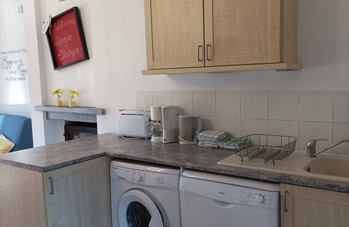 Fajoles Apartment | Gite Le Lys (full accommodation).