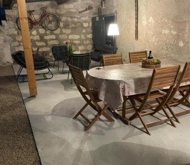 Fontevraud-l'Abbaye House | Gite le Montinho