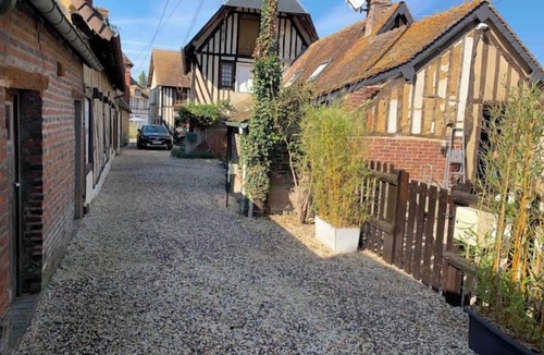 Beuvron-en-Auge House | Gite LE Passiflore