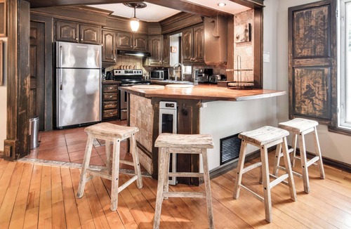 Grandes-Piles Bed & Breakfast | Gite Le Petit Manoir