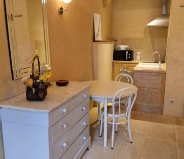 Chateauneuf House | Gite Le petit nid