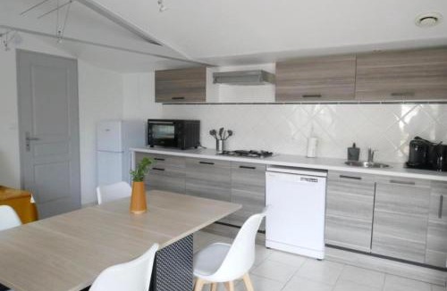 Courcon House | Gite Le Romarin