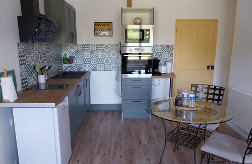 Echassieres House | Gite le Terminus, garden and pool view