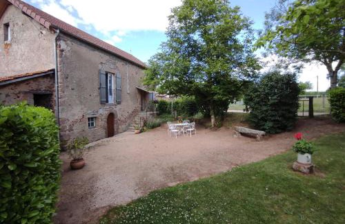 Andelaroche House | gite le vieux perrin