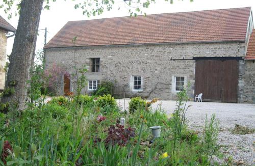 Normier House | Gite Le Village