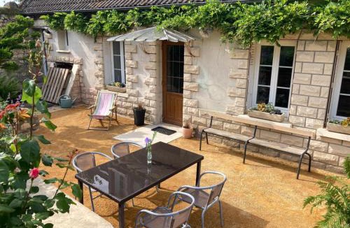 Baugy House | Gite Les 3M