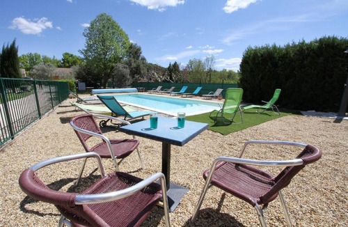 Salavas House | Gite Les Bleuets