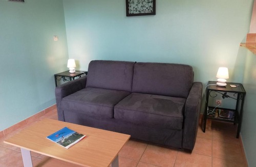 Salavas House | Gite Les Bleuets