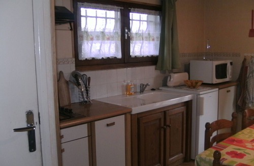 La Salvetat-Peyrales Apartment | GITE LES CERISIERS