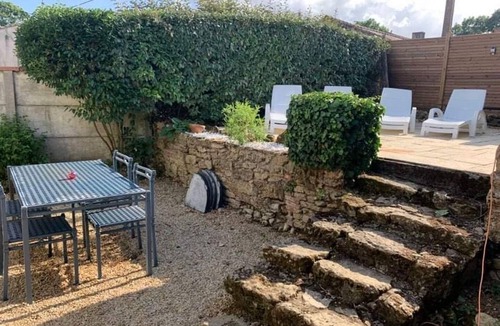 Le Champ-Saint-Pere House | GITE LES CIGOGNES