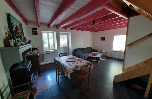 Couches House | Gite les Courtaillards