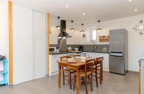 Nantoin House | Gite Les Deux Tilleuls