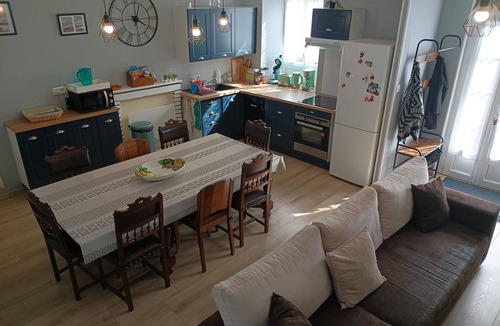 Vicq-sur-Gartempe House | Gite les Glycines, 10 pers (+2bebes), 4bedroom, 2bathroom