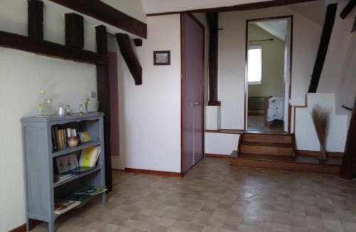Neuil Apartment | GITE LES HAUTES MOUGONNIERES