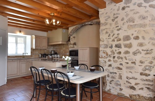 Nesle-le-Repons House | GITE LES HOULOTS, PEACE AND RELAXATION