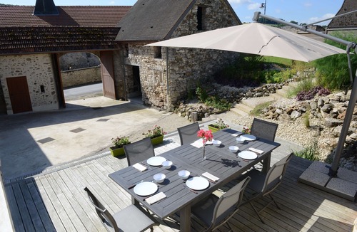 Nesle-le-Repons House | GITE LES HOULOTS, PEACE AND RELAXATION