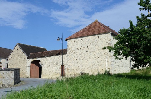 Nesle-le-Repons House | GITE LES HOULOTS, PEACE AND RELAXATION