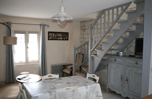 Les Ulmes Apartment | Gite Les Laurielles