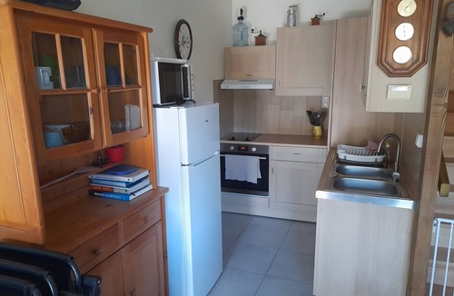 Biert House | Gite Les Lutins: Holiday Home with Mountain Views, Wi-Fi & Air Conditioning