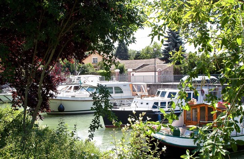 Vitry-le-Francois Cottage | GITE LES MOIGNOTTES NENUPHAR