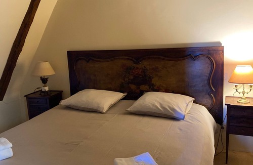 Montfort House | gite les noyers