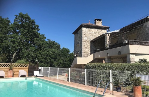 Salavas Cottage | GITE LES OLIVIERS- MAS DU VIEUX CHENE-