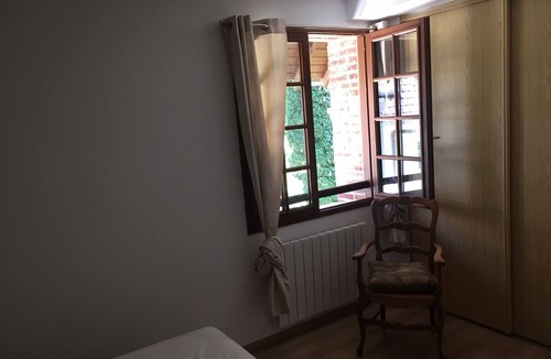 Eu House | Gite "Les Rosiers"