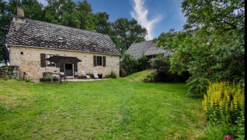 Marcillac-la-Croisille House | Gite Les Sources