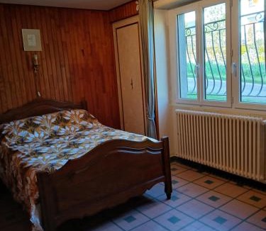 Liernais House | GITE Les Tulipes